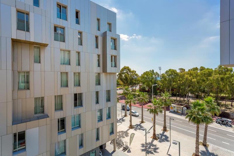 Urban District Apartments - Rambla Suites & Pool Barcelona Exterior foto