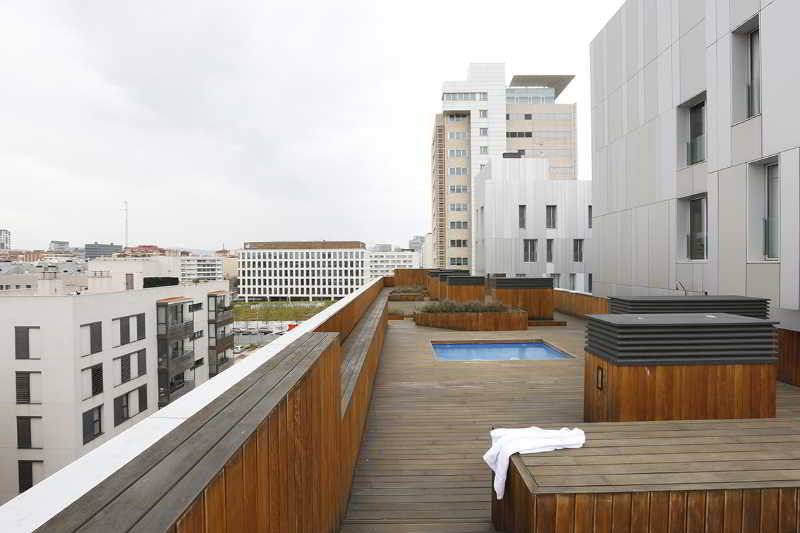 Urban District Apartments - Rambla Suites & Pool Barcelona Exterior foto